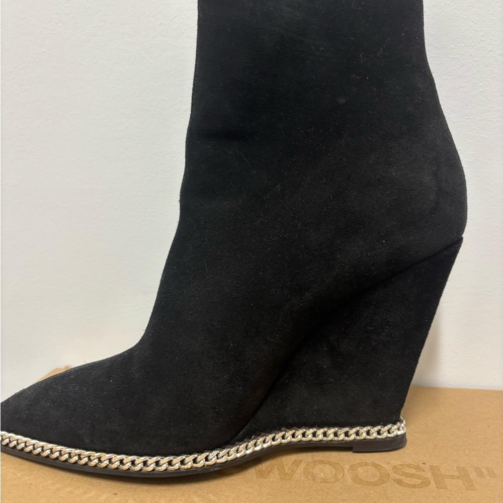 Giuseppe Zanotti Black Suede Wedges with Silver Chain